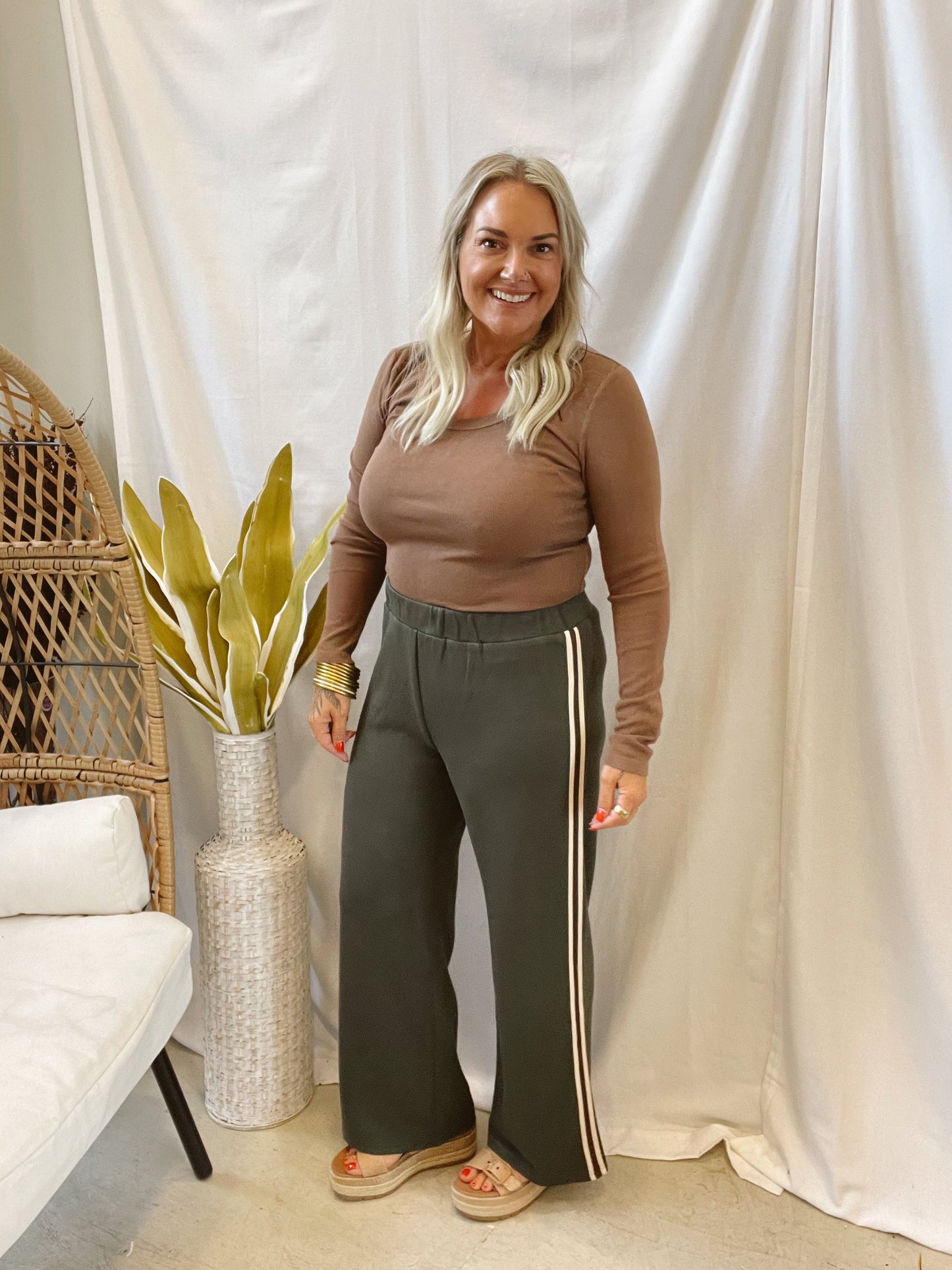 Every Style Track Pants-Green